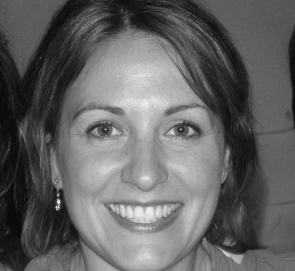 Retrato profesional de Esperanza Molina